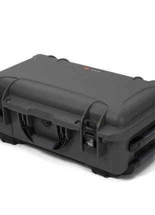 Nanuk 935 - Custom foam 2 DSLR bodies